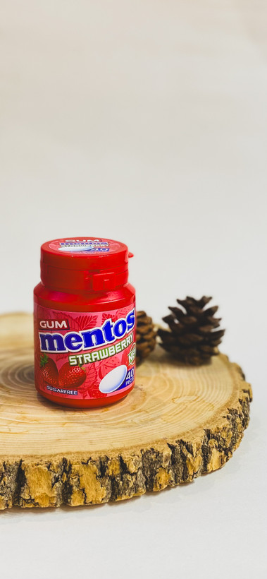 خرید آدامس توت فرنگی منتوس اصل