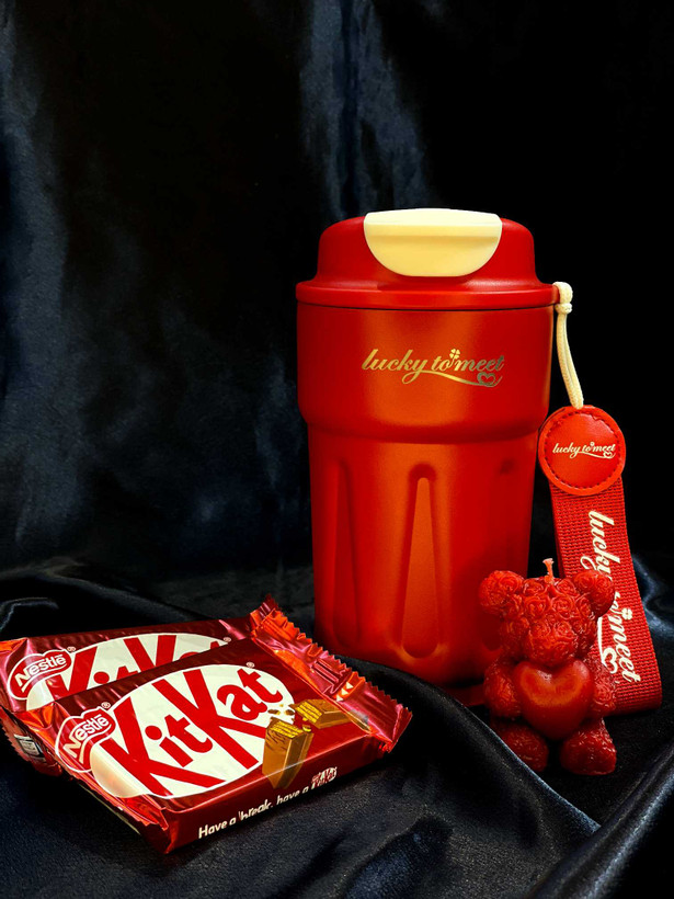 خرید تراول ماگ مدل Lucky to meet