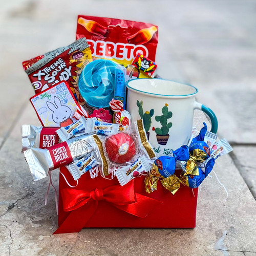 پک هدیه همراه با ماگ برای تولد