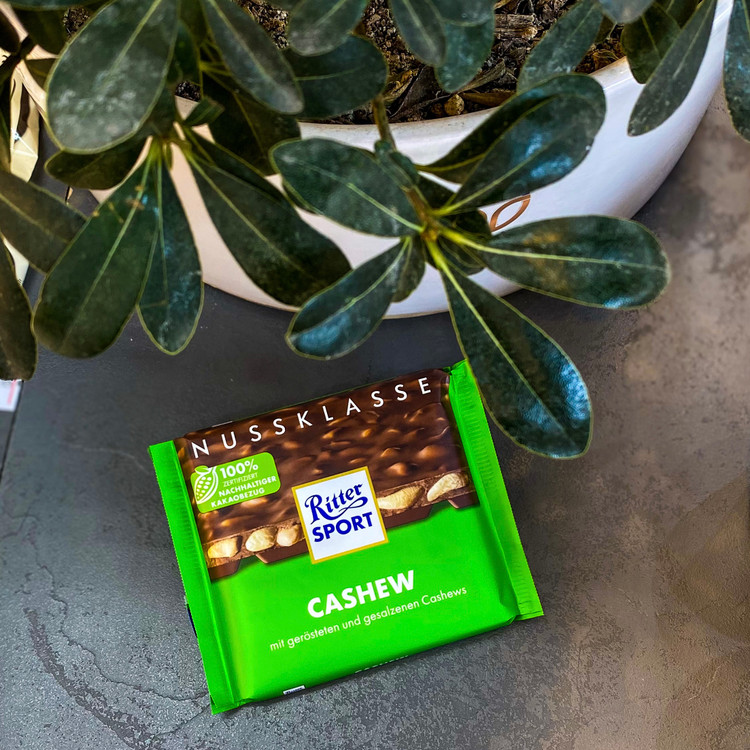 شکلات با مغز بادام هندی ریتر اسپورت