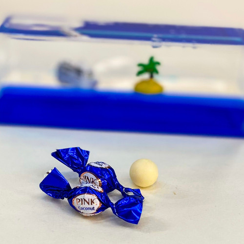 شکلات ترافل نارگیل پینک