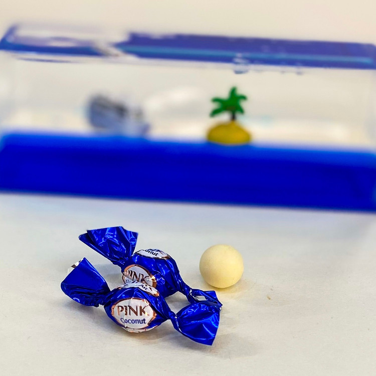 شکلات ترافل نارگیل پینک