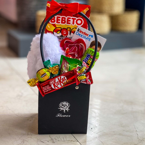 باکس شکلات هدیه با جاسوئیچی