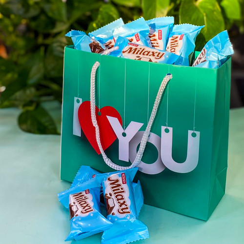 شکلات کاکائو میلکسی اوکراین مناسب پذیرایی عید نوروز