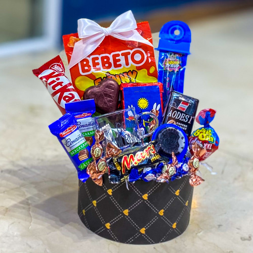 پک شکلات پاستیل با ماگ