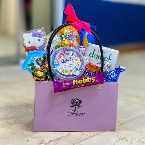 پک شکلات هدیه با محصولات خارجی