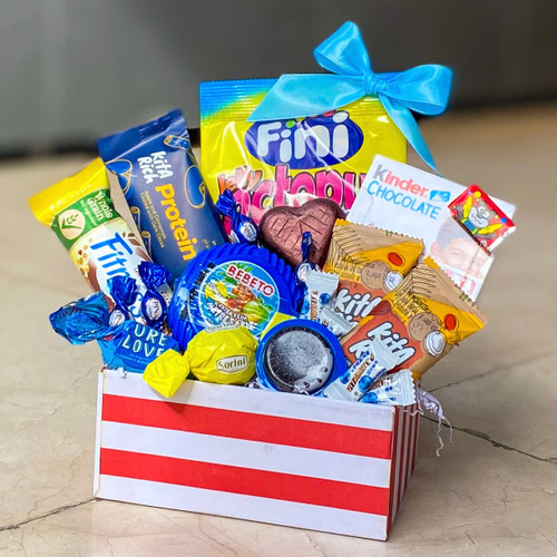 خرید آنلاین باکس شکلات هدیه با محصولات خارجی