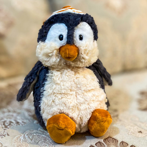 عروسک پنگوئن کلاهدار مناسب هدیه برای دختر