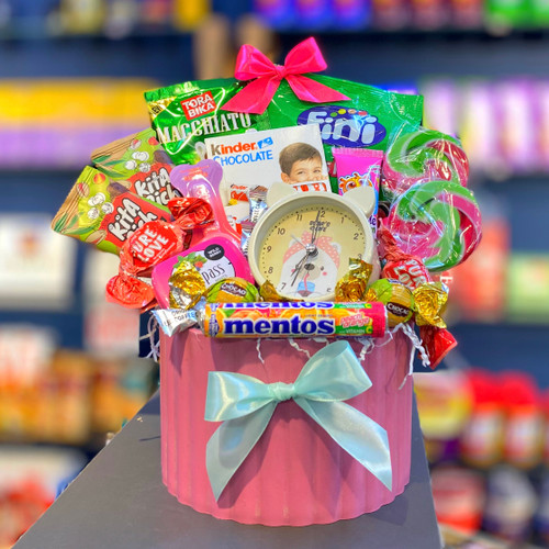 پک شکلات هدیه با ساعت