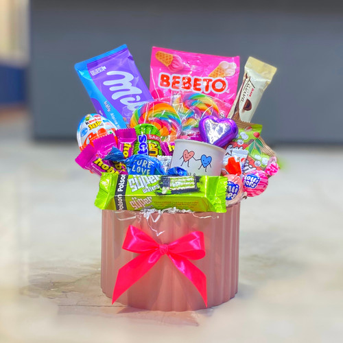 ماگ فانتزی با پک شکلات هدیه دخترونه